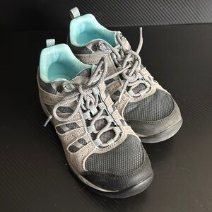 Columbia Redmond V2 Techlite Hiking Shoes